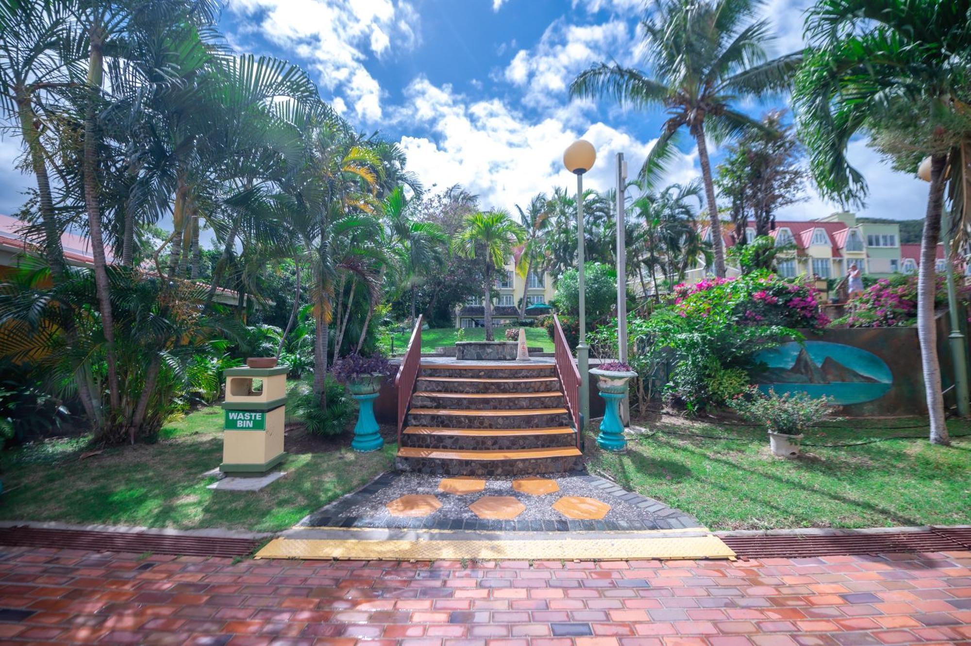 Coco Palm Hotel โกรส อิส์ลีต ภายนอก รูปภาพ